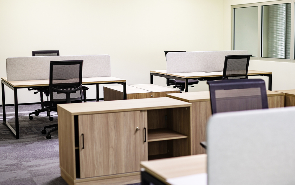 How to Arrange Office Furniture: Optimizing Your Office Floor Plan and Traffic Patterns